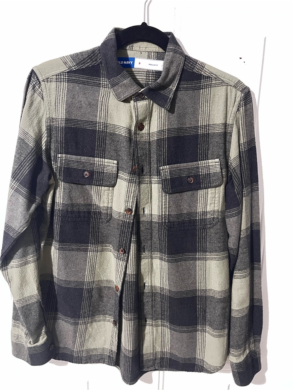 Old Navy Men's Olive Green & Black Plaid Button-Down Shirt